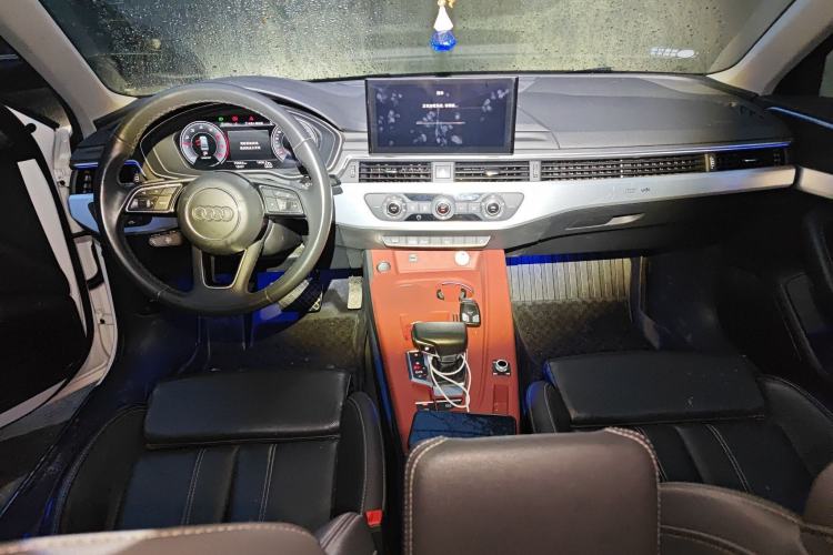 Used Audi A4L 2022 40 TFSI Fashion Dynamic Model Interior 2