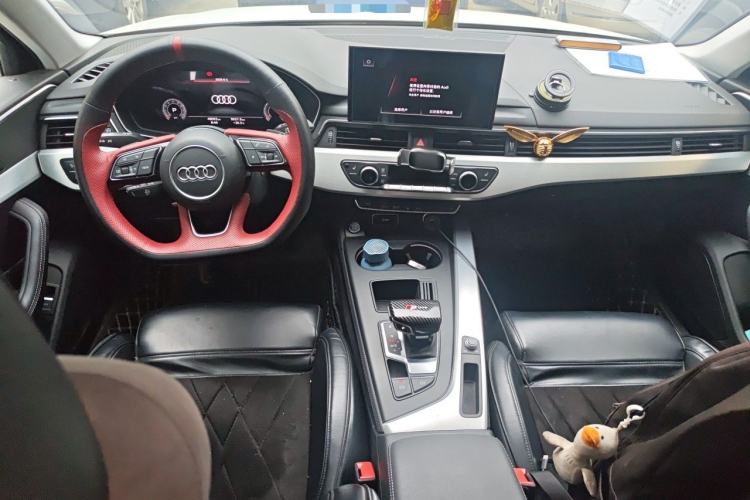 Used Audi A4L 2022 40 TFSI Luxury Dynamic Model Interior 2
