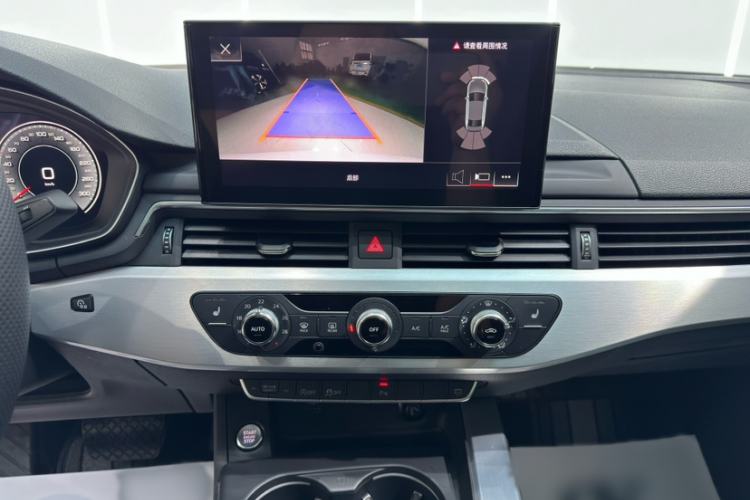 Used Audi A4L 2022 40 TFSI Fashion Dynamic Model Interior 2