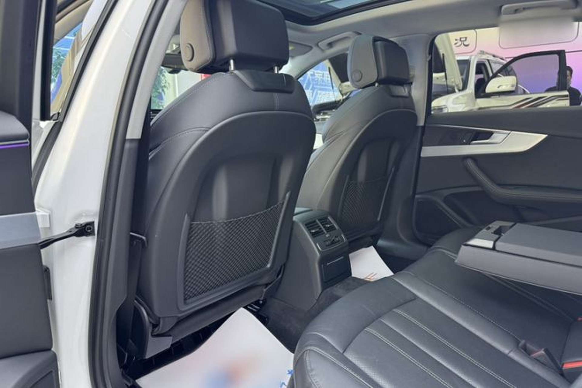Used Audi A4L 2022 40 TFSI Luxury Dynamic Model Interior 3