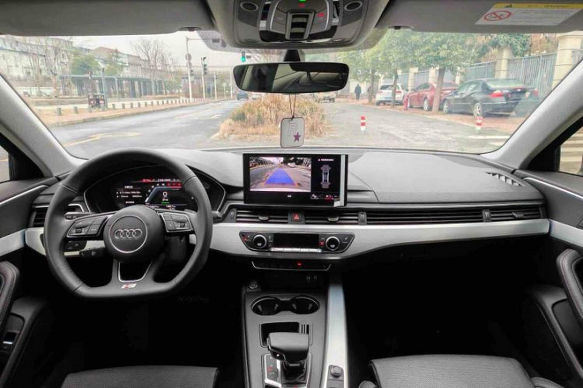 Used Audi A4L 2022 40 TFSI Luxury Dynamic Model Interior 3