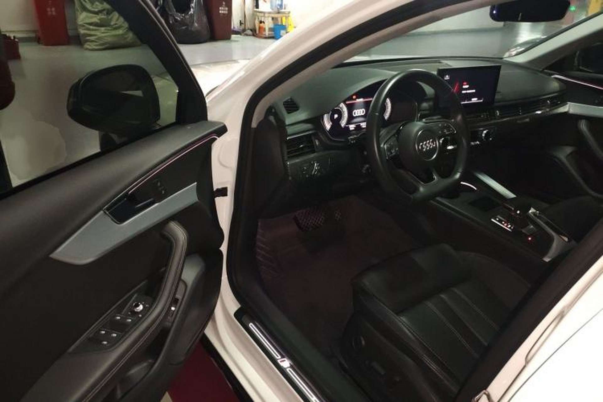 Used Audi A4L 2022 40 TFSI Luxury Dynamic Model Interior 3
