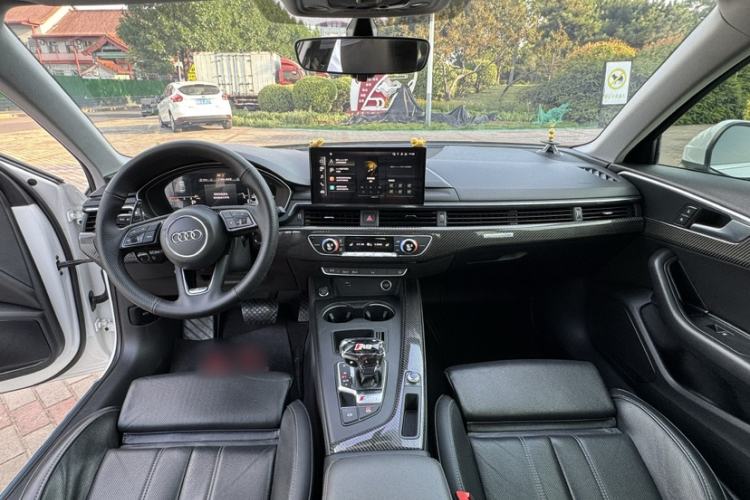 Used Audi A4L 2022 40 TFSI Fashion Dynamic Model Interior 3