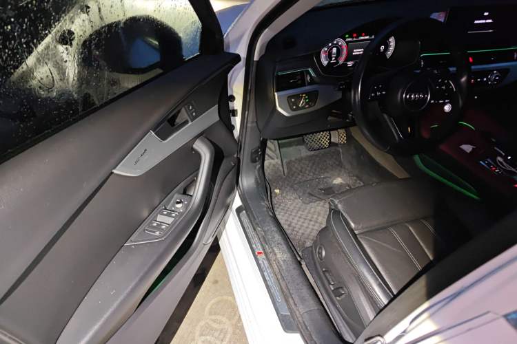 Used Audi A4L 2022 40 TFSI Fashion Dynamic Model Interior 3