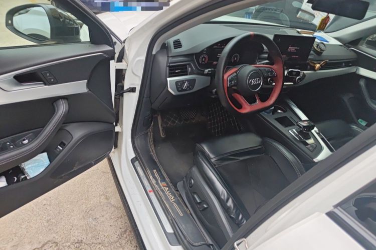 Used Audi A4L 2022 40 TFSI Luxury Dynamic Model Interior 3