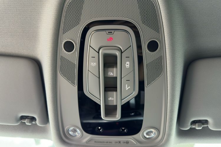 Used Audi A4L 2022 40 TFSI Fashion Dynamic Model Interior 3