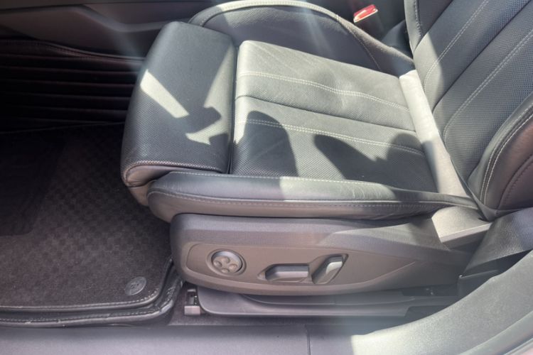 Used Audi A4L 2022 40 TFSI Fashion Dynamic Model Interior 3
