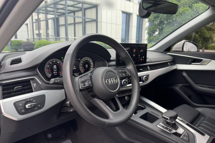 Used Audi A4L 2022 40 TFSI Fashion Dynamic Model Interior 5