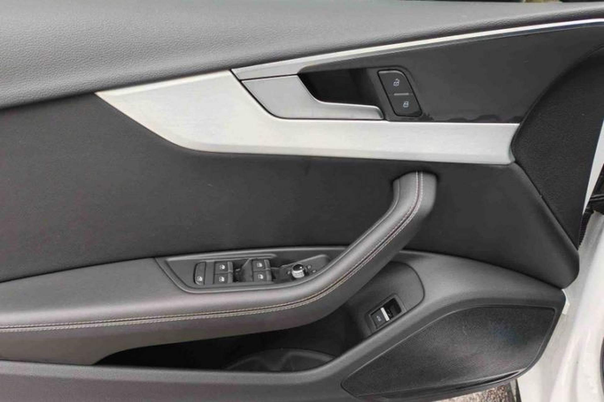 Used Audi A4L 2022 40 TFSI Luxury Dynamic Model Interior 5