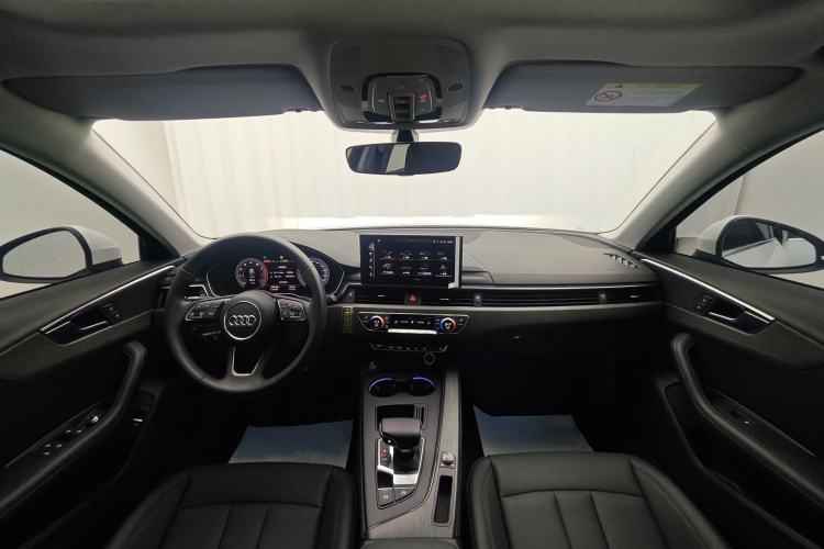 Used Audi A4L 2022 40 TFSI Luxury Prestige Edition Interior 5