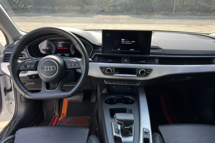 Used Audi A4L 2022 40 TFSI Luxury Dynamic Model Interior 5