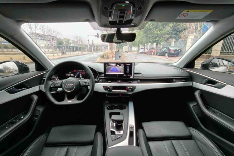 Used Audi A4L 2022 40 TFSI Luxury Dynamic Model Interior 7