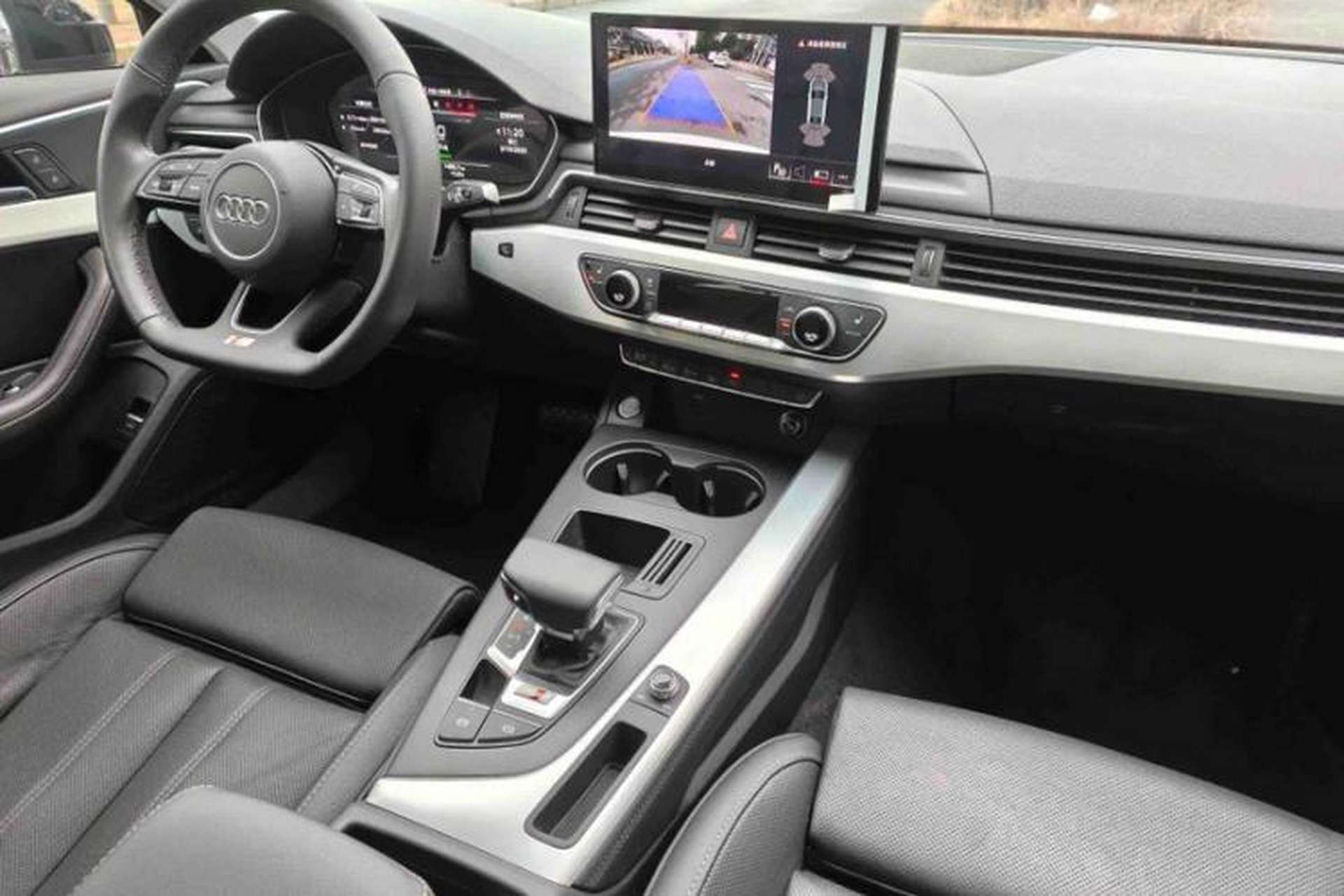 Used Audi A4L 2022 40 TFSI Luxury Dynamic Model Interior 8