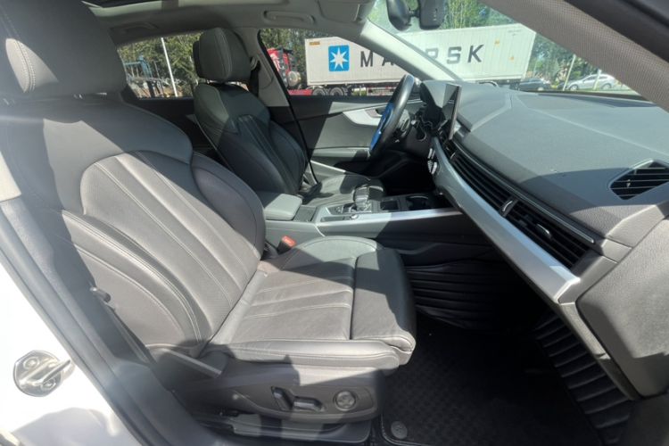 Used Audi A4L 2022 40 TFSI Fashion Dynamic Model Interior 9