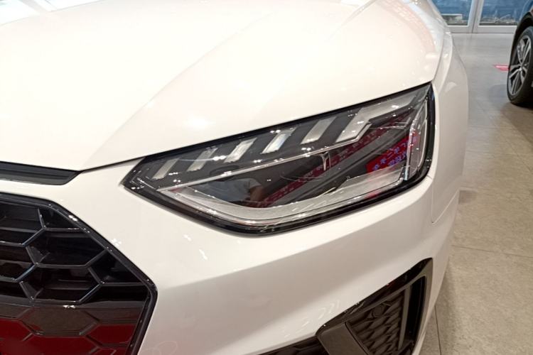 Used Audi A4L 2022 40 TFSI Luxury Dynamic Model Left Front Headlight