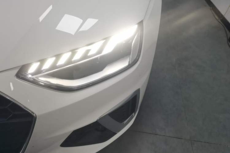 Used Audi A4L 2022 40 TFSI Fashion Dynamic Model Left Front Headlight