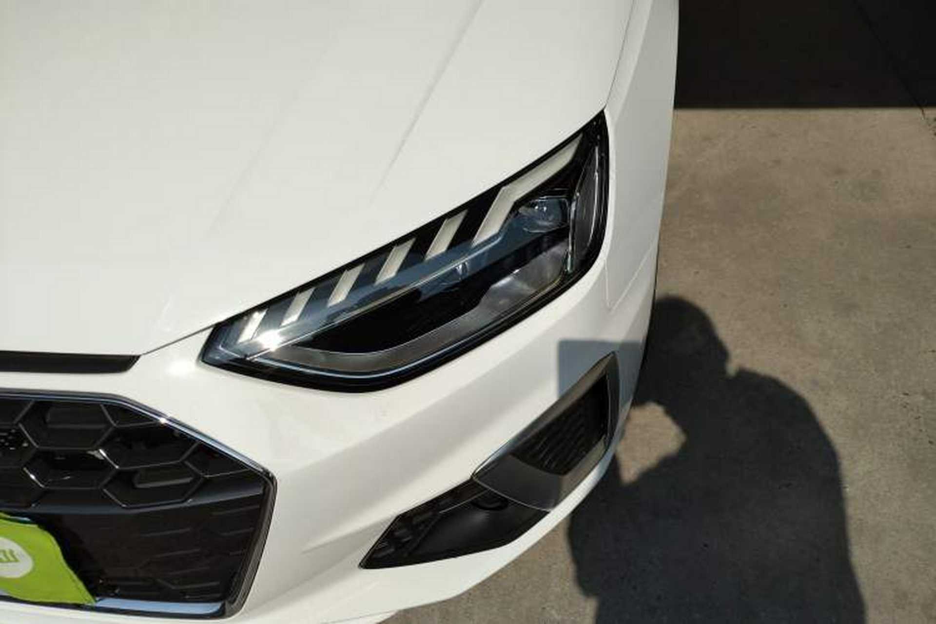 Used Audi A4L 2022 40 TFSI Fashion Dynamic Model Left Front Headlight