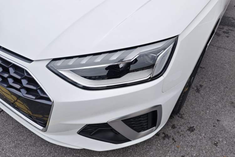 Used Audi A4L 2022 40 TFSI Fashion Dynamic Model Left Front Headlight