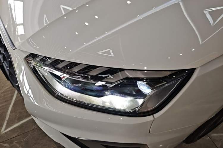 Used Audi A4L 2022 40 TFSI Fashion Dynamic Model Left Front Headlight