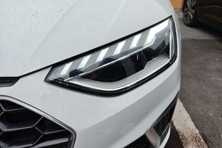 Used Audi A4L 2022 40 TFSI Fashion Dynamic Model Left Front Headlight