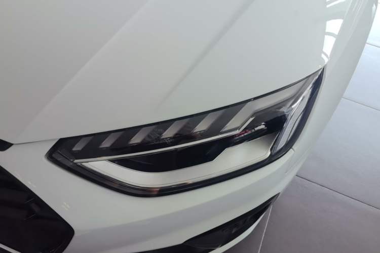 Used Audi A4L 2022 40 TFSI Luxury Dynamic Model Left Front Headlight