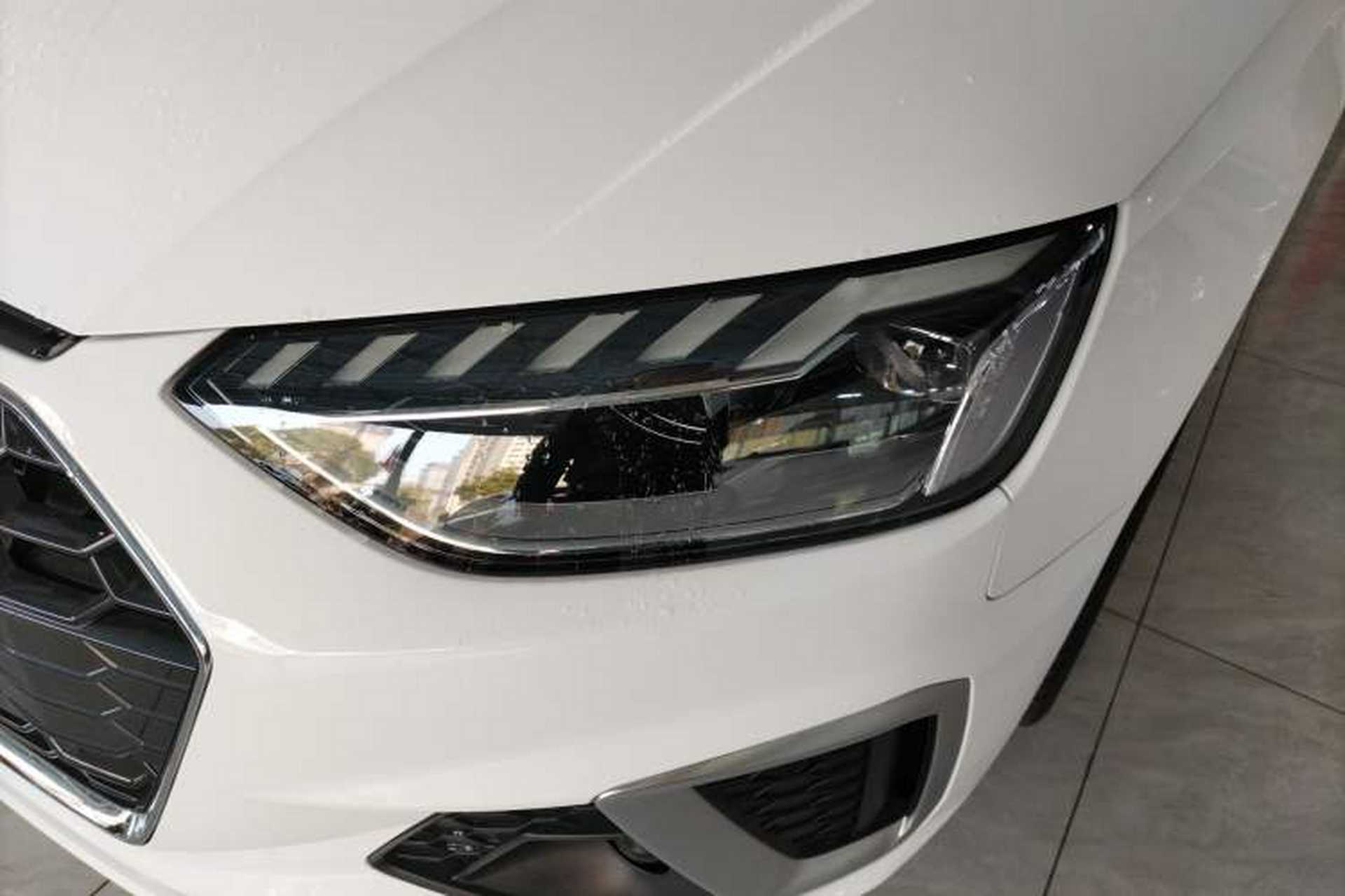 Used Audi A4L 2022 40 TFSI Fashion Dynamic Model Left Front Headlight