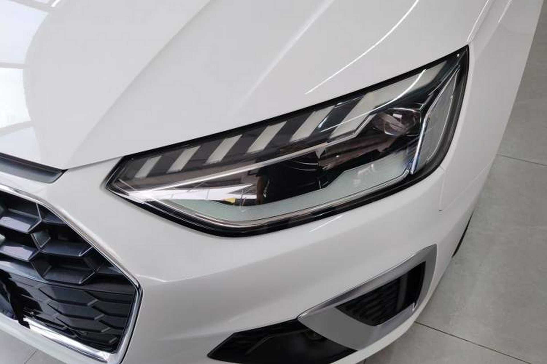 Used Audi A4L 2022 40 TFSI Fashion Dynamic Model Left Front Headlight