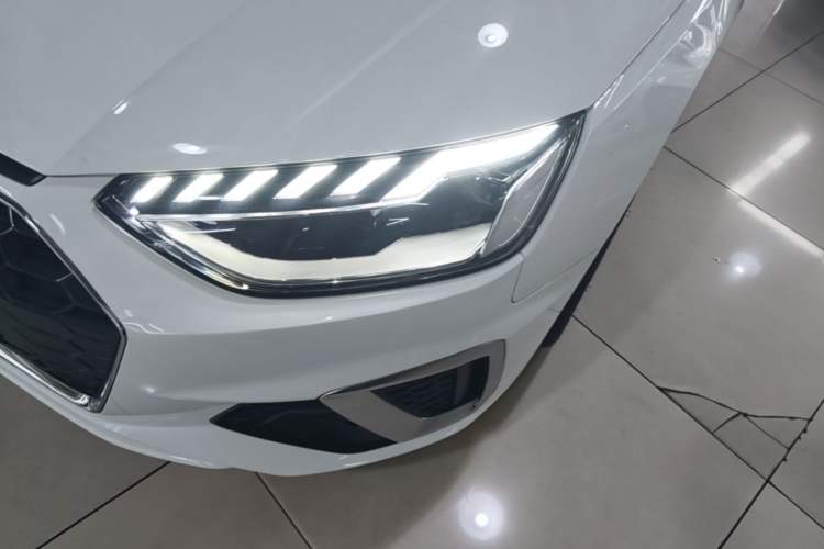 Used Audi A4L 2022 40 TFSI Fashion Dynamic Model Left Front Headlight