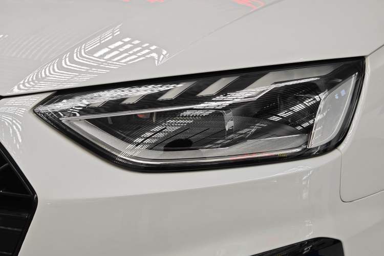 Used Audi A4L 2022 40 TFSI Luxury Dynamic Model Left Front Headlight