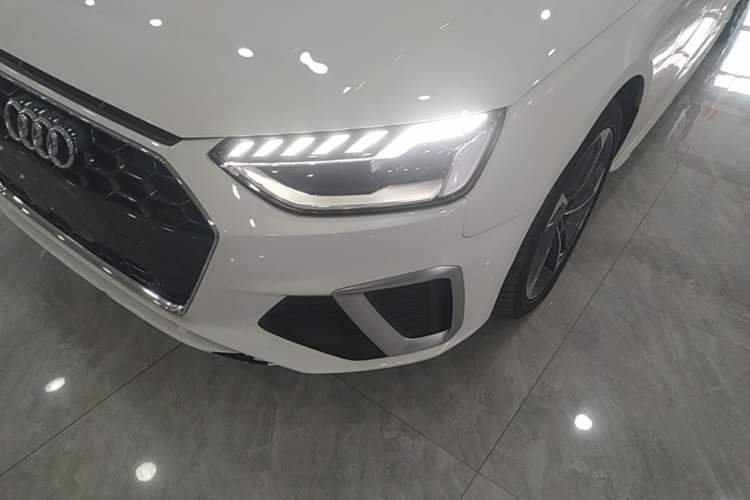 Used Audi A4L 2022 40 TFSI Fashion Dynamic Model Left Front Headlight