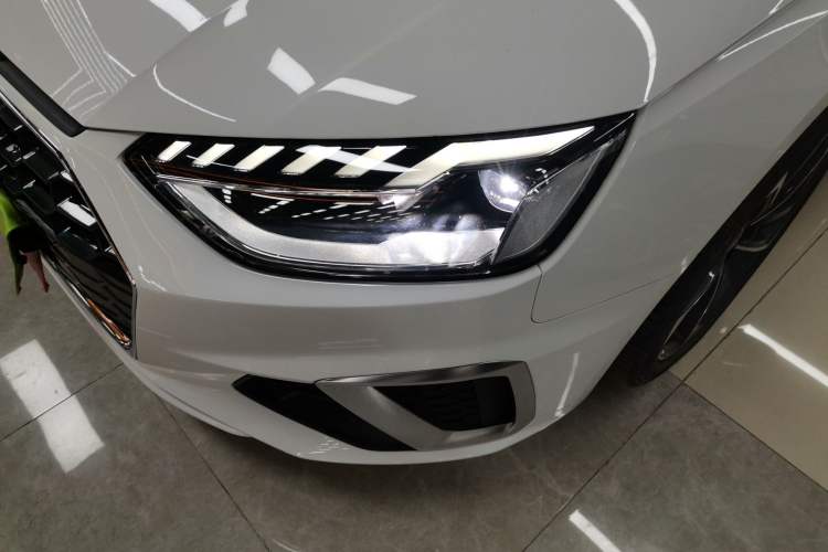 Used Audi A4L 2022 40 TFSI Fashion Dynamic Model Left Front Headlight