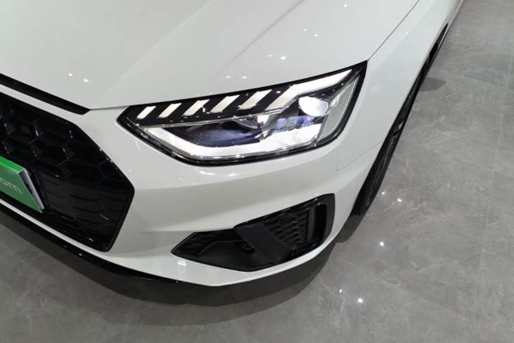 Used Audi A4L 2022 40 TFSI Luxury Dynamic Model Left Front Headlight