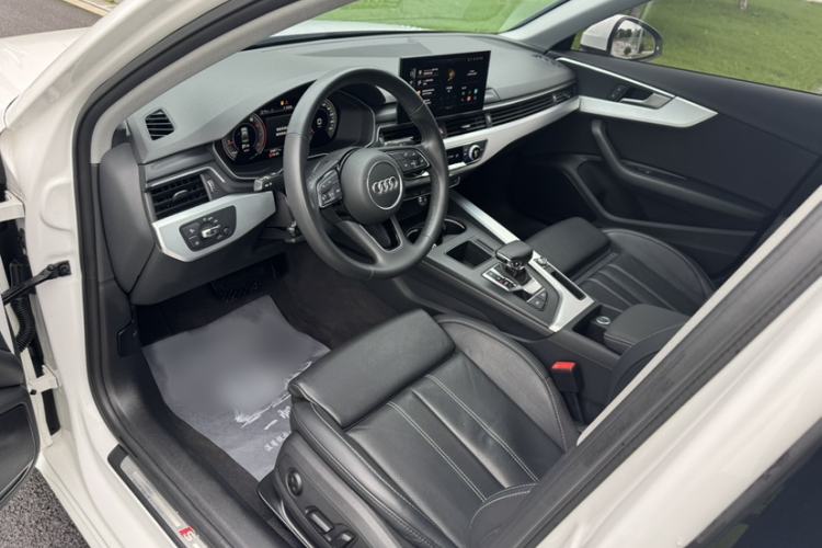 Used Audi A4L 2022 40 TFSI Fashion Dynamic Model Left Front Seat