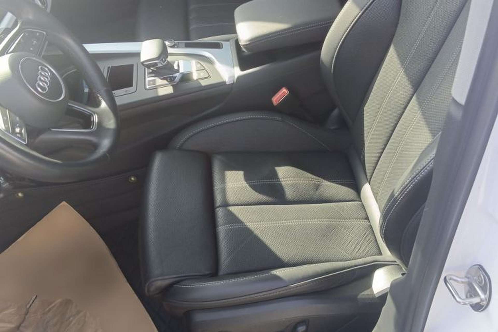 Used Audi A4L 2022 40 TFSI Fashion Dynamic Model Left Front Seat