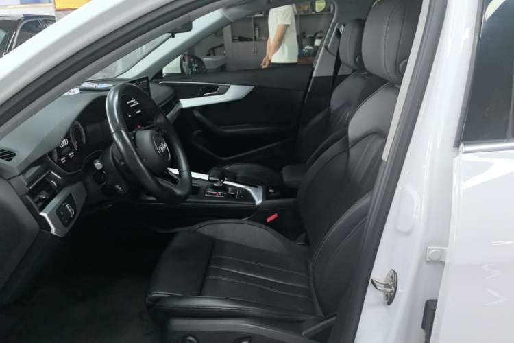 Used Audi A4L 2022 40 TFSI Fashion Dynamic Model Left Front Seat
