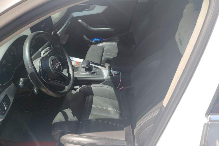 Used Audi A4L 2022 40 TFSI Fashion Dynamic Model Left Front Seat