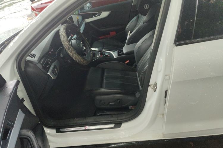 Used Audi A4L 2022 40 TFSI Fashion Dynamic Model Left Front Seat