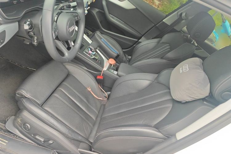 Used Audi A4L 2022 40 TFSI Fashion Dynamic Model Left Front Seat