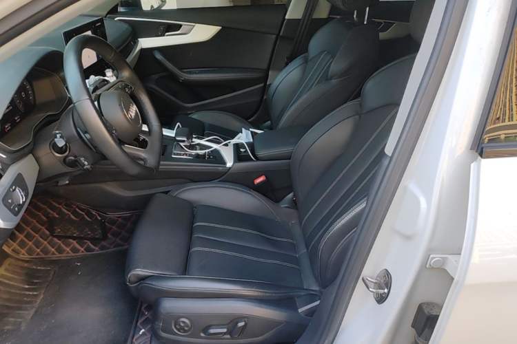 Used Audi A4L 2022 40 TFSI Luxury Dynamic Model Left Front Seat