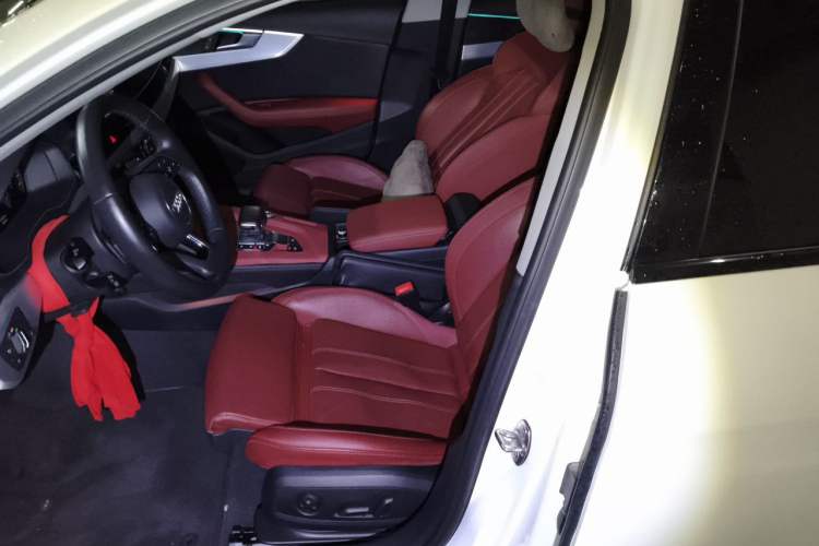 Used Audi A4L 2022 40 TFSI Luxury Dynamic Model Left Front Seat