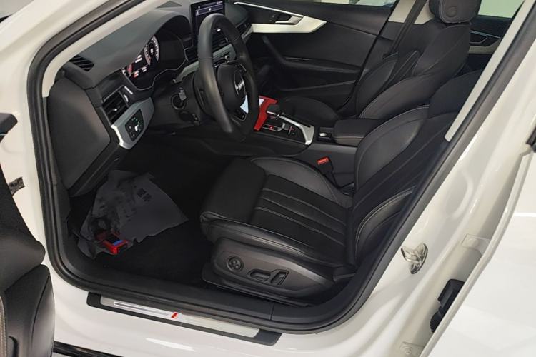 Used Audi A4L 2022 40 TFSI Fashion Dynamic Model Left Front Seat