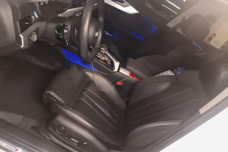 Used Audi A4L 2022 40 TFSI Luxury Dynamic Model Left Front Seat