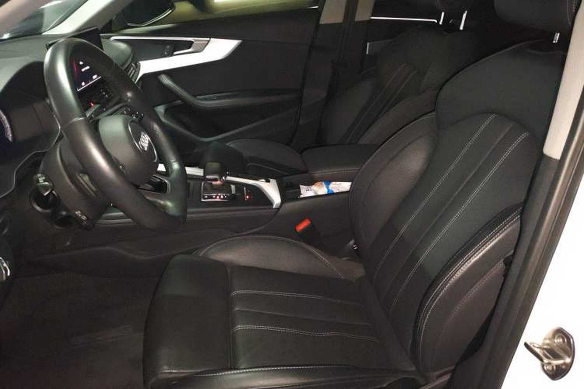 Used Audi A4L 2022 40 TFSI Luxury Dynamic Model Left Front Seat
