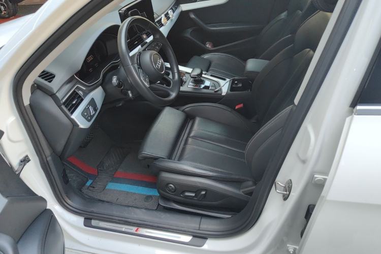 Used Audi A4L 2022 40 TFSI Fashion Dynamic Model Left Front Seat