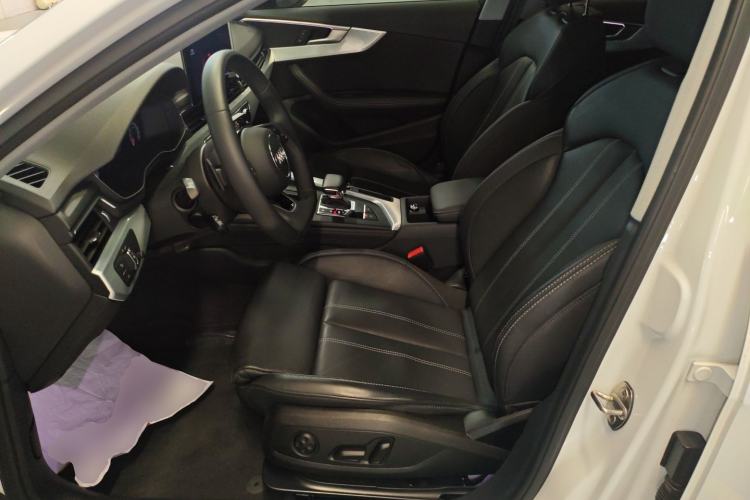 Used Audi A4L 2022 40 TFSI Luxury Dynamic Model Left Front Seat