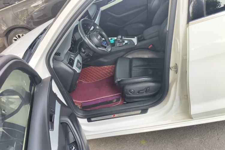 Used Audi A4L 2022 40 TFSI Fashion Dynamic Model Left Front Seat