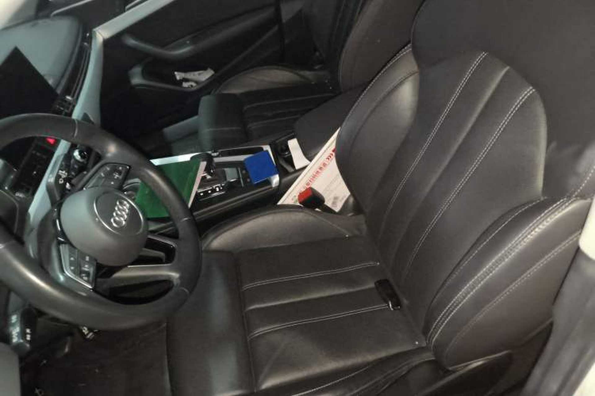 Used Audi A4L 2022 40 TFSI Fashion Dynamic Model Left Front Seat