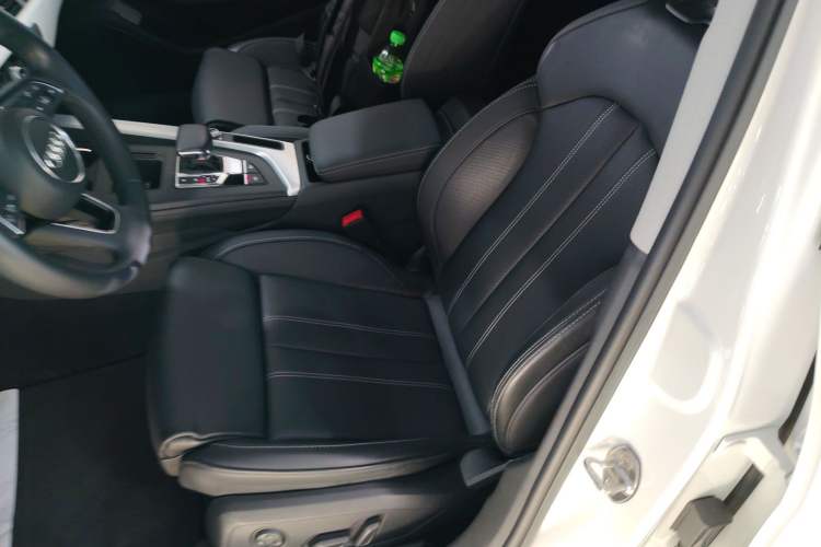 Used Audi A4L 2022 40 TFSI Fashion Dynamic Model Left Front Seat