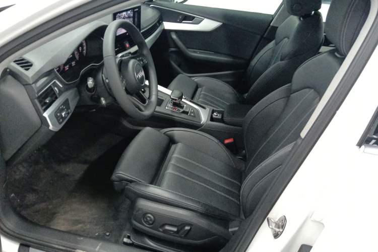 Used Audi A4L 2022 40 TFSI Fashion Dynamic Model Left Front Seat