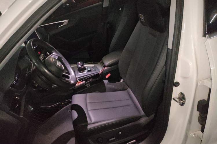 Used Audi A4L 2022 40 TFSI Stylish and Elegant Edition Left Front Seat